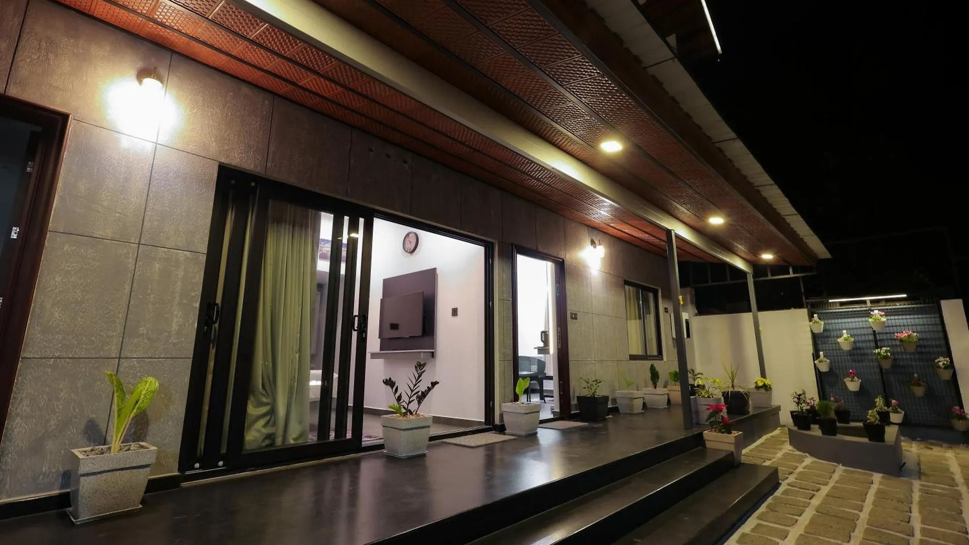 The Cozy Winterfell Hotel Munnar India